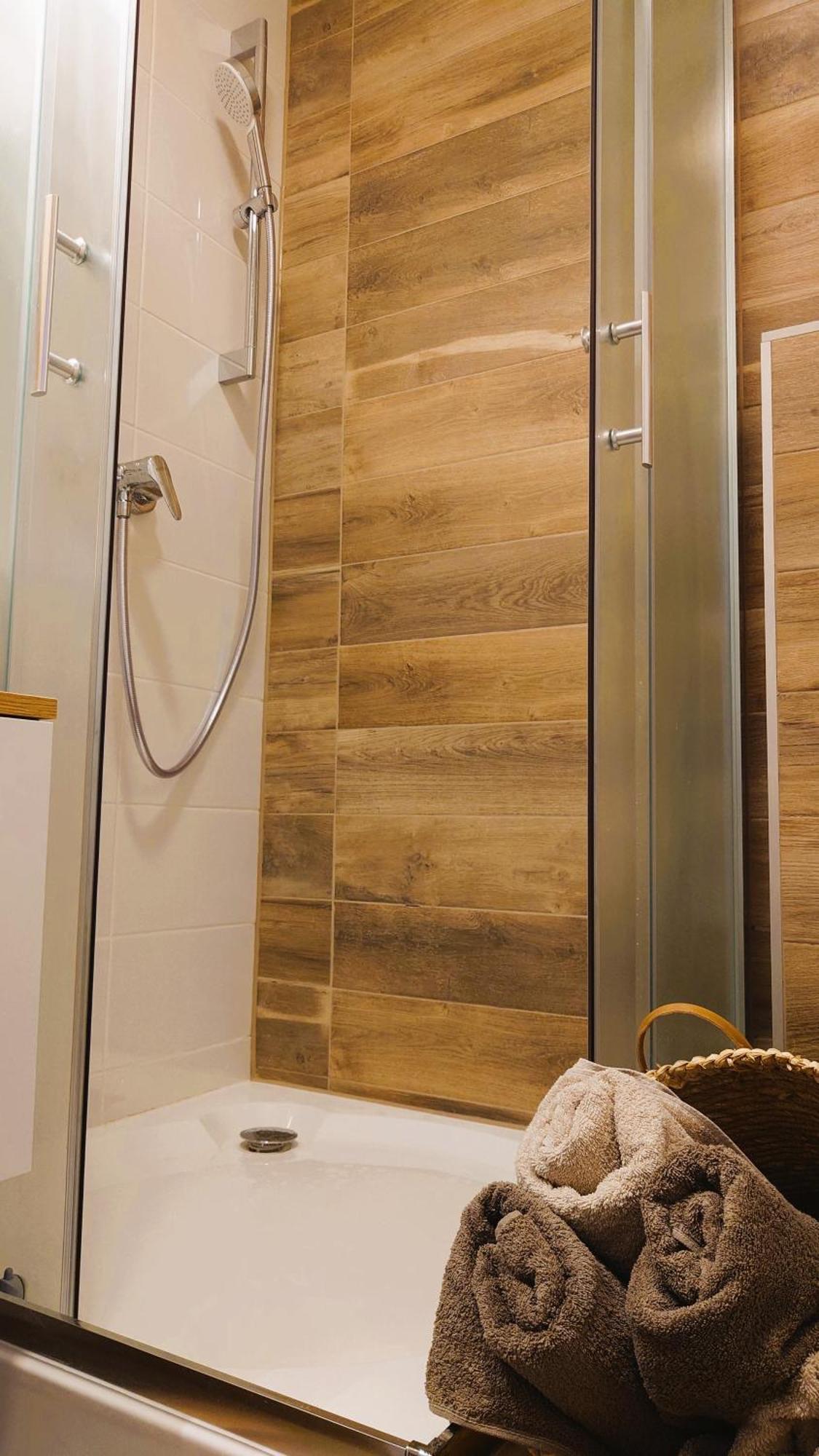 Apartman Nad Riekou Besenova Exterior foto